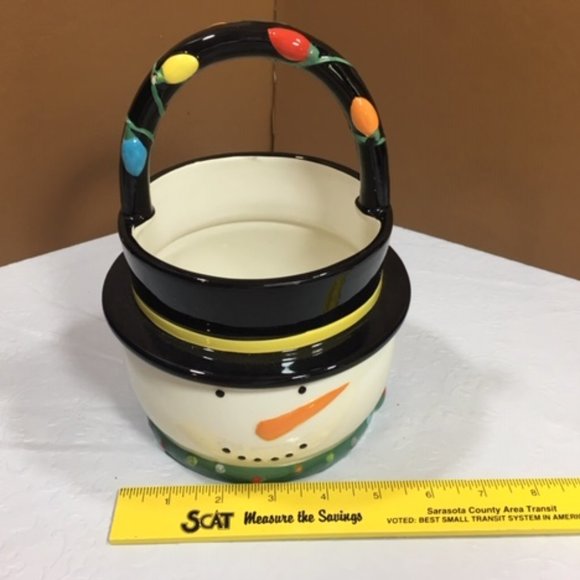 Snowman Cermaic Decorative Painted Basket Bowl w/ Handle 8"x5.5" - Picture 6 of 6